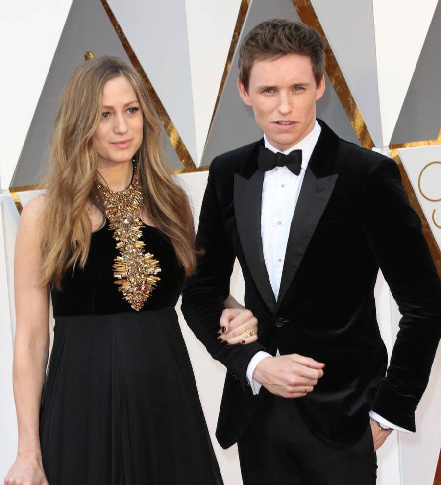 Eddie Redmayne waiting to find out baby's sex