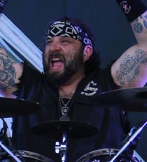 Twisted Sister mourning death of drummer