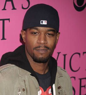 Kid Cudi collapses at festival