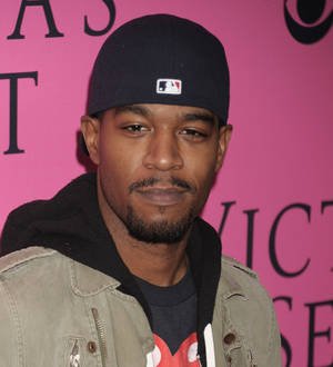 Kid Cudi collapses at festival