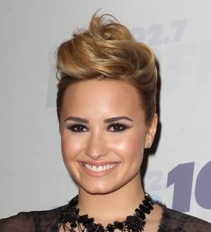 Demi Lovato honours ex Joe Jonas for his friendship