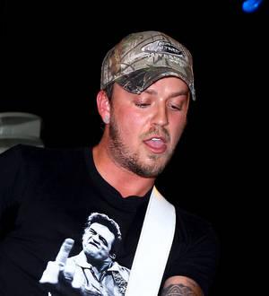Love & Theft star Stephen Barker Liles a new dad