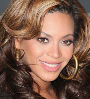 Jay-Z launches charity shows with Beyonce