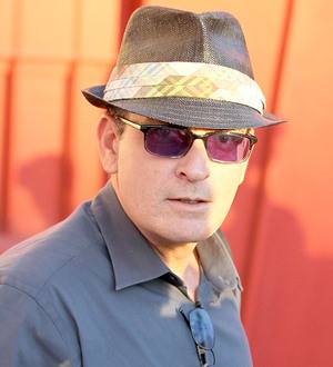 Sheen sits down for first TV chat since show scandal