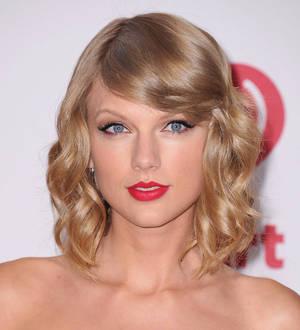 Taylor Swift becomes first artist to win Billboard Woman of The Year award twice