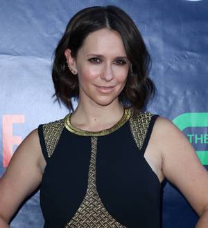 Jennifer Love Hewitt pregnant