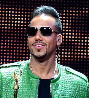 Romeo Santos tops Taylor Swift in YouTube views