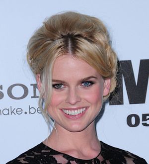 Alice Eve single again