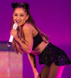 Top TV producer: 'Ariana Grande is the ultimate professional'