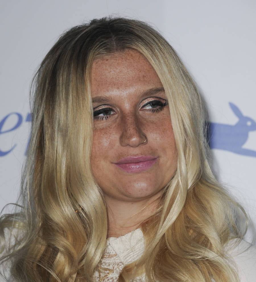 Kesha's lawyer continues to push for lawsuit injunction to lift music ban