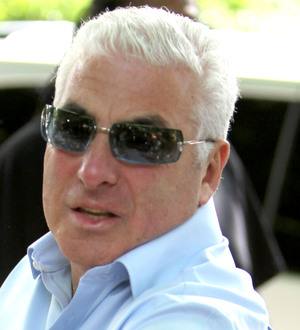 Amy Winehouse's father to honour singer with concert