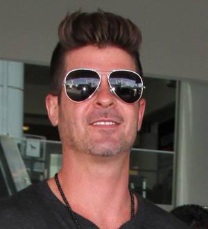 Robin Thicke: 'I should have given Paula album away for free'