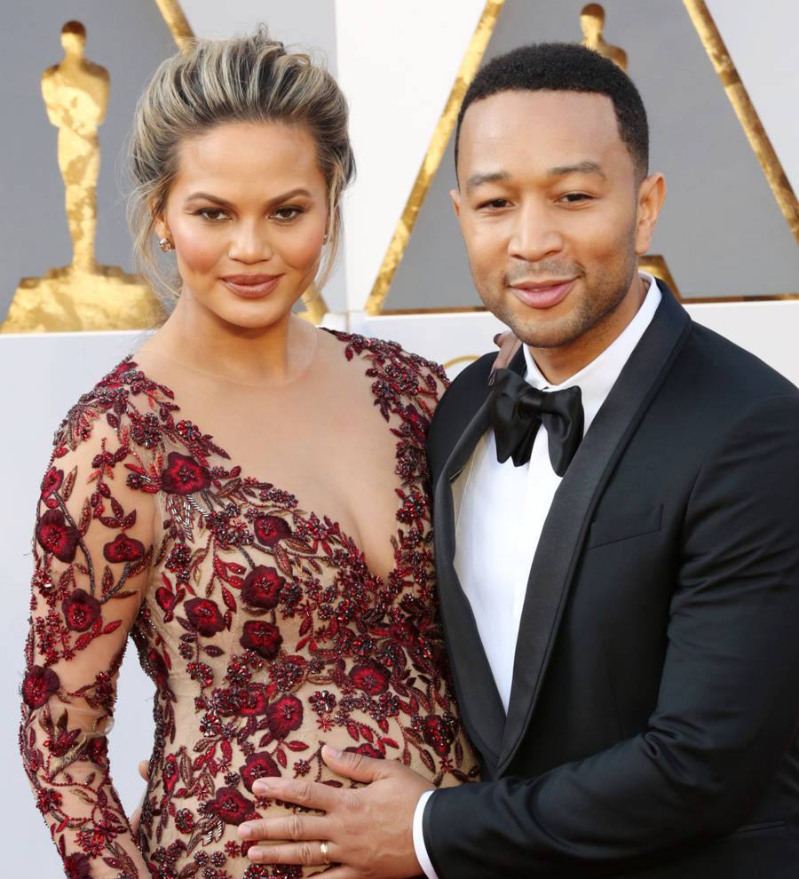 Chrissy Teigen hopes baby comes early