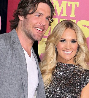 Carrie Underwood's husband signs up for two more years on ice