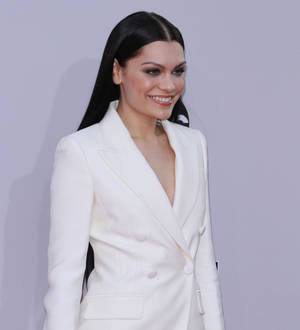 Stars honour inspiring kids at HALO Awards