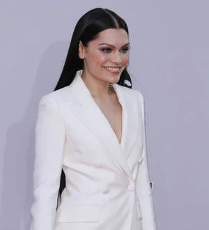 Stars honour inspiring kids at HALO Awards