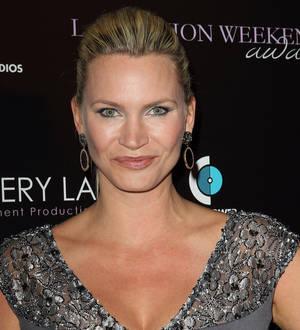 Natasha Henstridge files for divorce