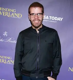 Perez Hilton becomes a dad again