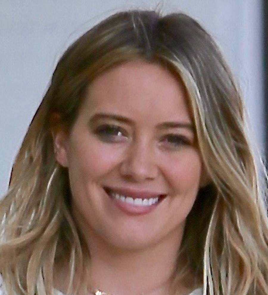 Hilary Duff is no good at dating