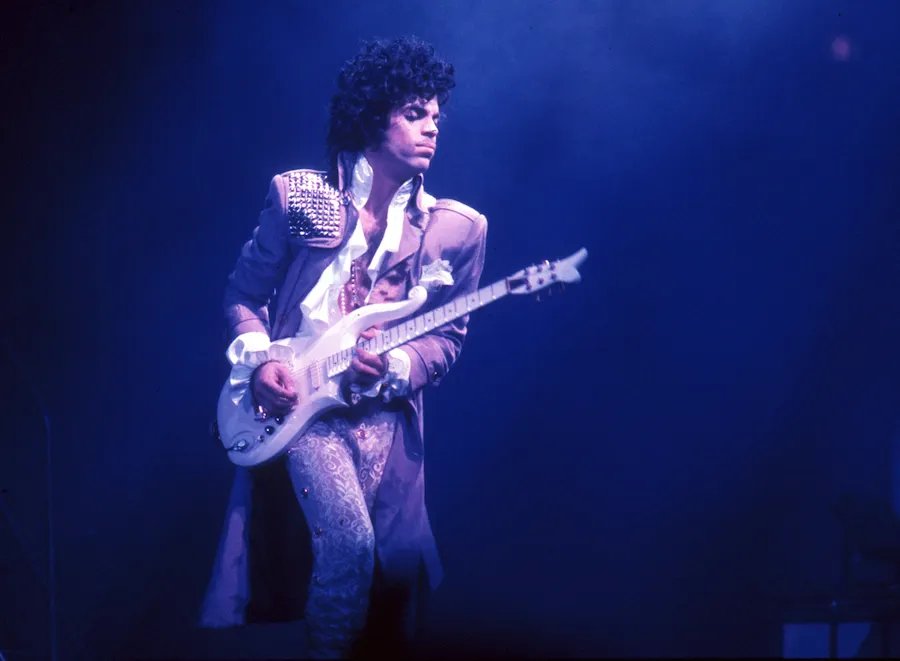 SUNDAY MUSIC VIDS: Prince, Part 2