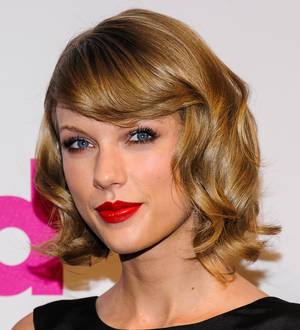 Taylor Swift's Blank Space house destroyed in mystery blaze