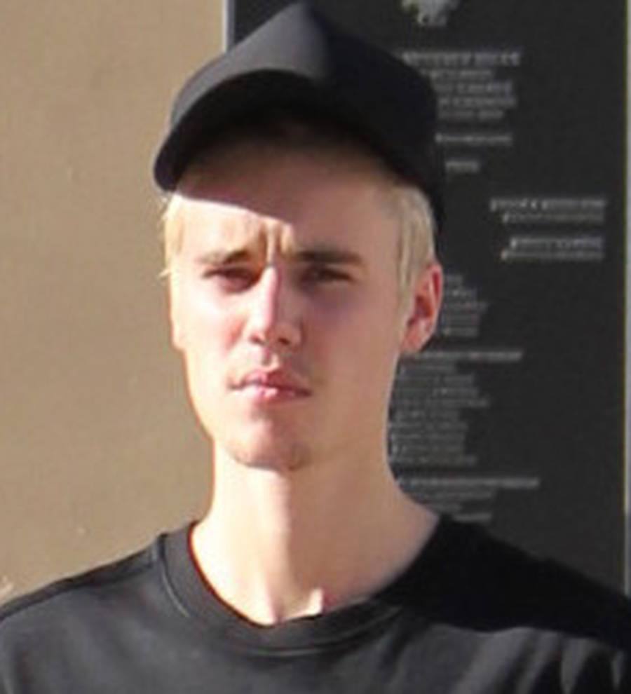Justin Bieber's representative dismisses 'fabricated' Prince criticism