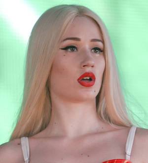 Iggy Azalea responds to critics over scrapped festival set