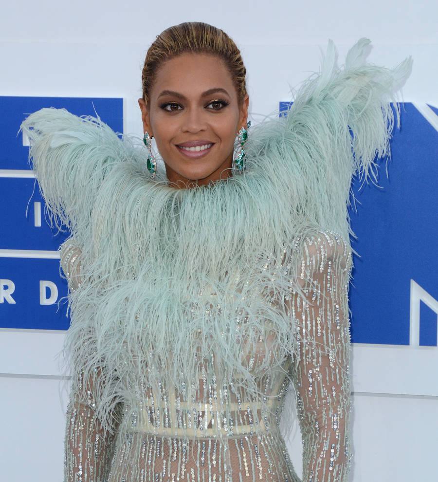 Beyonce and JAY-Z take twins home - report