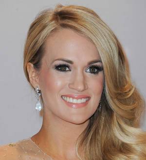 Carrie Underwood in baby drama