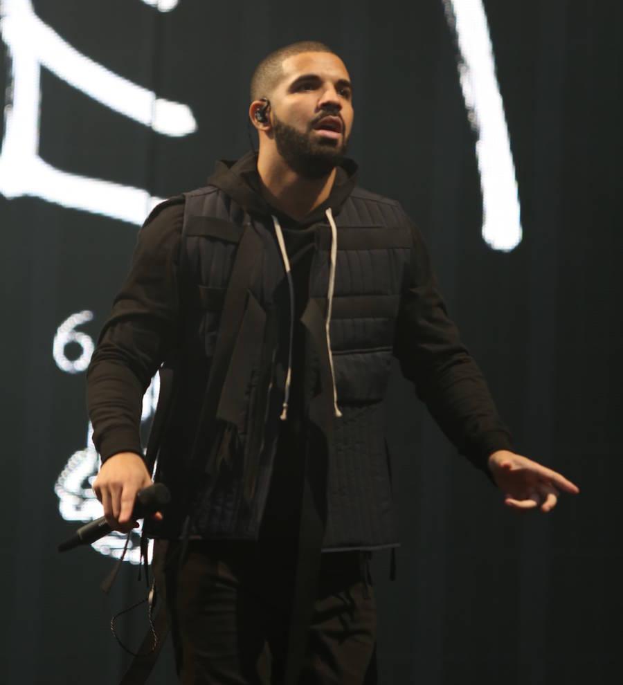 Drake bags a record 13 American Music Awards nominations