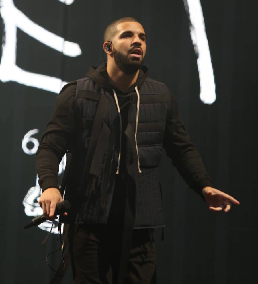 Drake bags a record 13 American Music Awards nominations