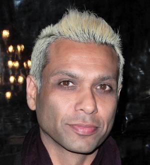 Tony Kanal appeals to aquarium bosses over marine life concerns