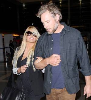 Jessica Simpson prepares for wedding day with 4th of July barbecue