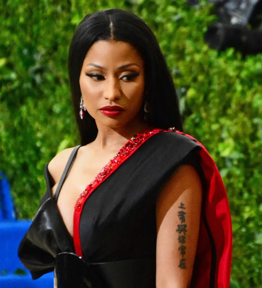 Nicki Minaj brushes off Nas romance rumors