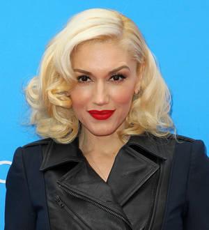 Gwen Stefani working on lipstick collection
