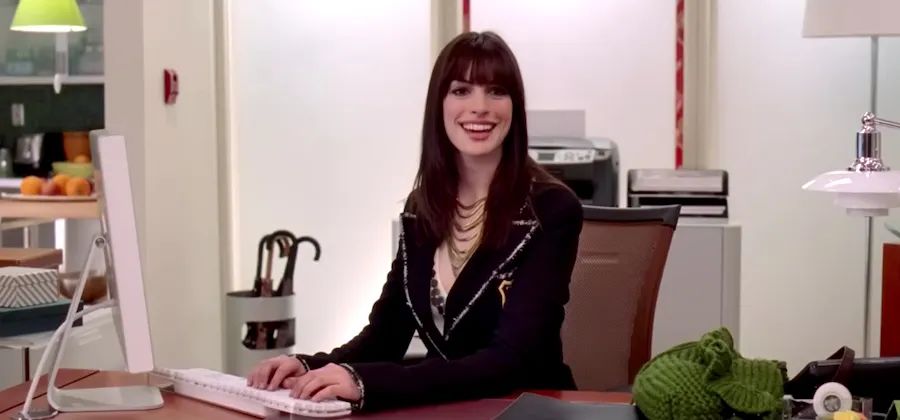 5 Film & TV Girls Who Made Us Want To Be Journalists!