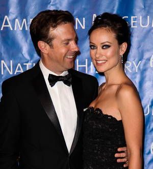 Olivia Wilde takes Jason Sudeikis to strip club