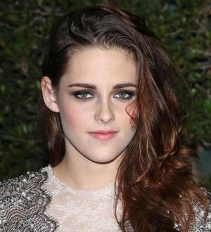 Kristen Stewart learning to embrace life in Hollywood spotlight
