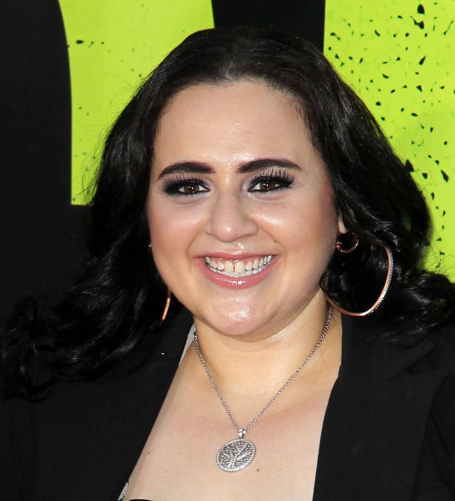 Nikki Blonsky engaged