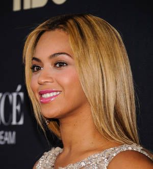 Beyonce teaming with Andre 3000 for Amy Winehouse cover
