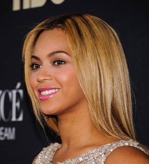 Beyonce teaming with Andre 3000 for Amy Winehouse cover