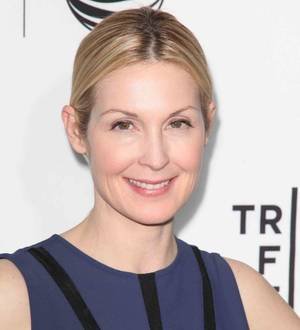 Ed Westwick supports Kelly Rutherford's custody petition