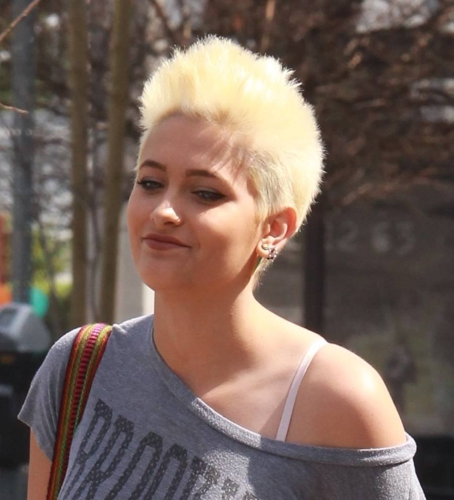 Paris Jackson covers up signs of self-hatred with tattoos