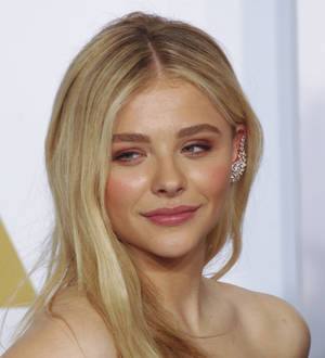 Chloe Grace Moretz pulls engagement prank