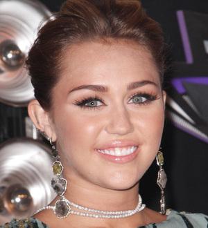 Miley Cyrus joins Australian environmental campaign