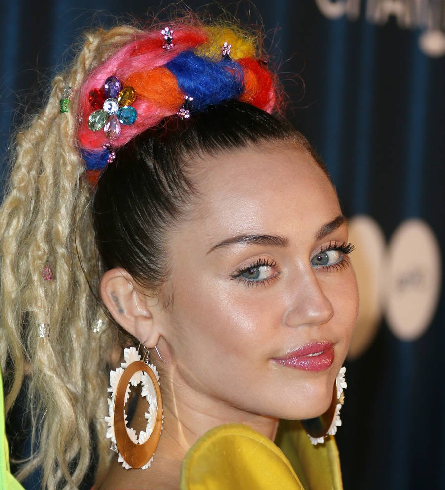 Miley Cyrus planning to help Brussels attack victims
