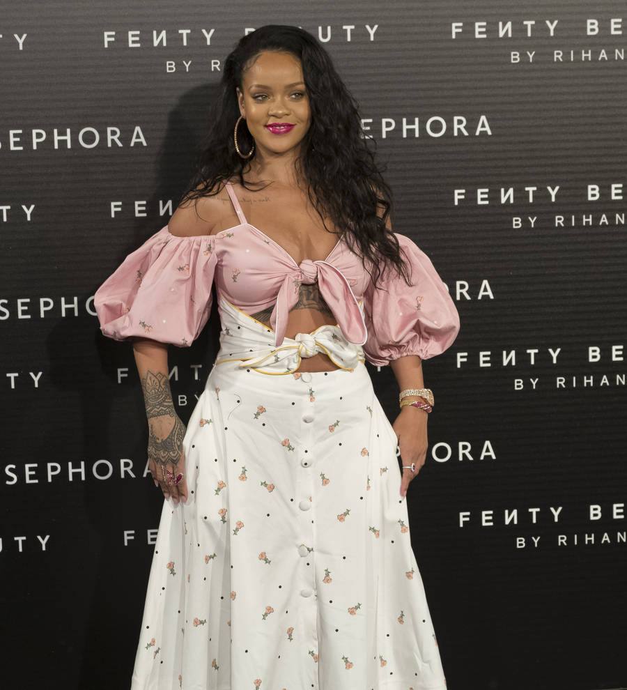 Rihanna: 'I love dressing my fluctuating curves'