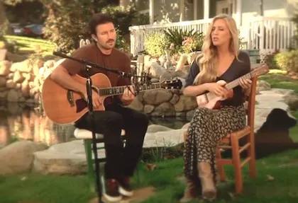 SUNDAY MUSIC VIDS: Brandon & Leah