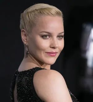 Abbie Cornish recording rap album