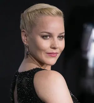 Abbie Cornish recording rap album
